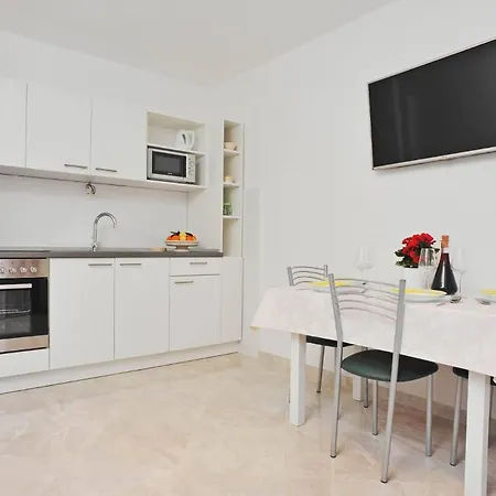 Apartment Mato Sutivan Exterior photo