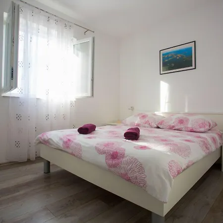 Apartment Mato Sutivan Exterior photo