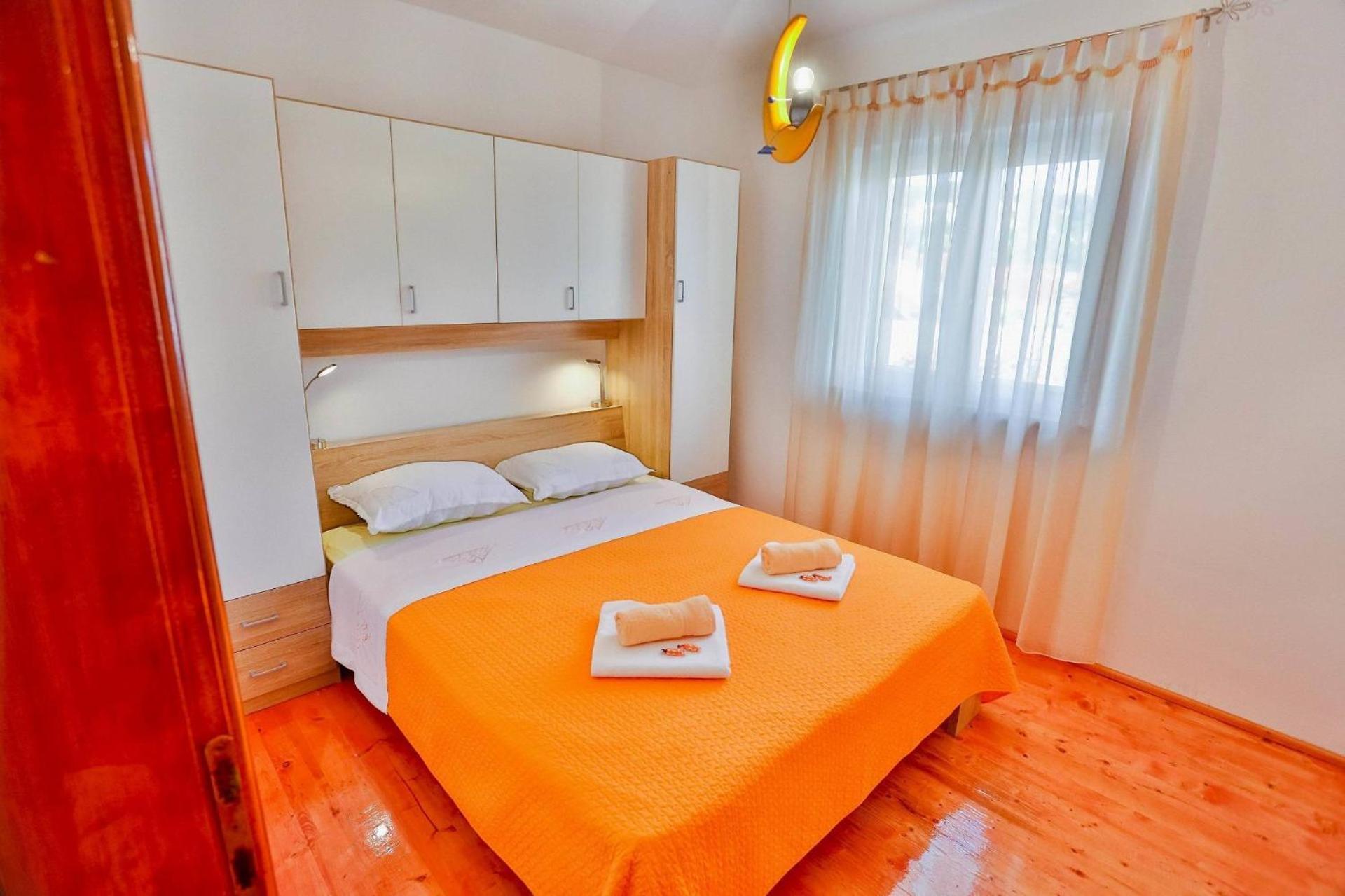 Mato Apartment *