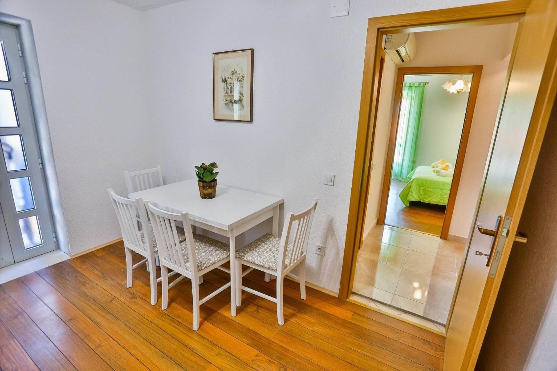 Apartment Mato *