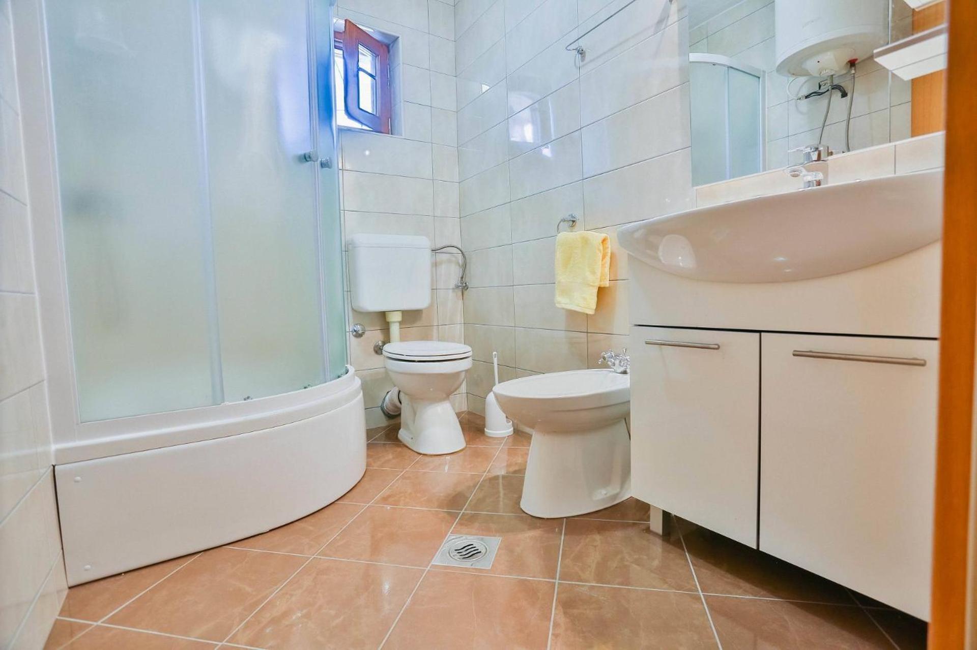 Apartment Mato Sutivan